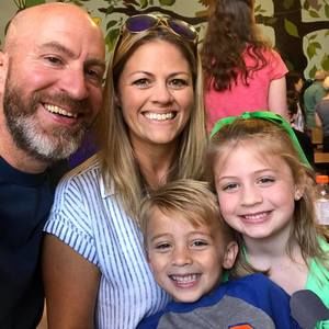 Meet your Posher, Carrie